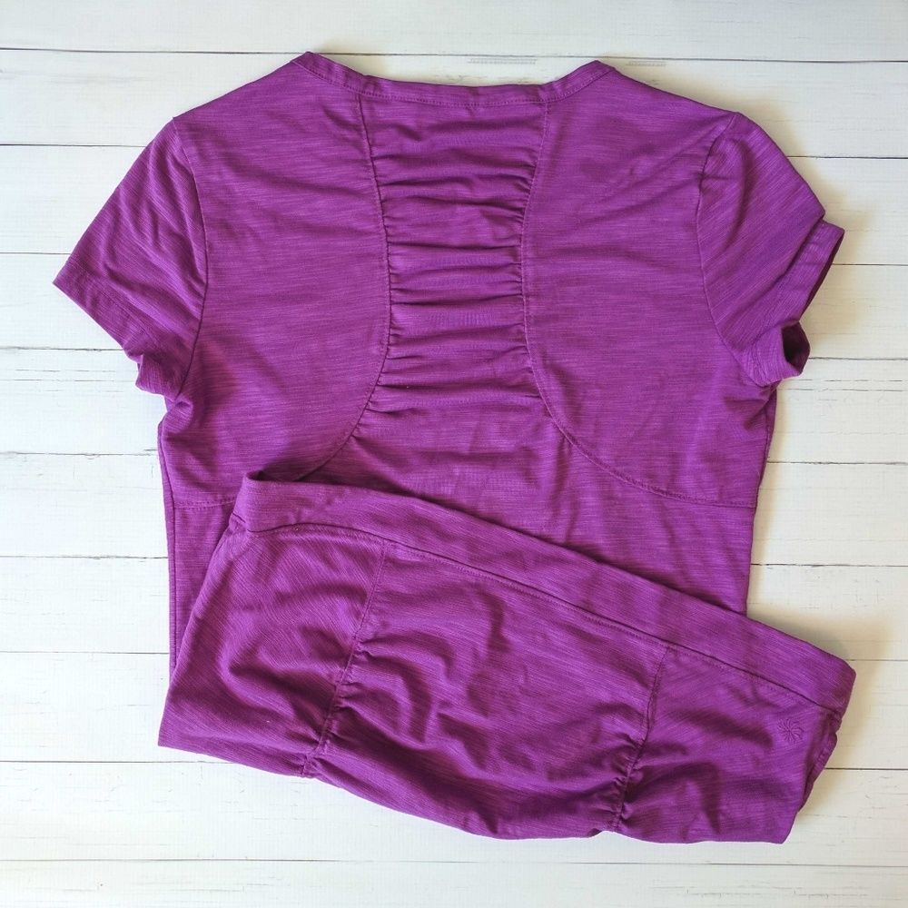 Athleta Trailhead Short Sleeve Tee Outdoors Size XS - Picture 2 of 10